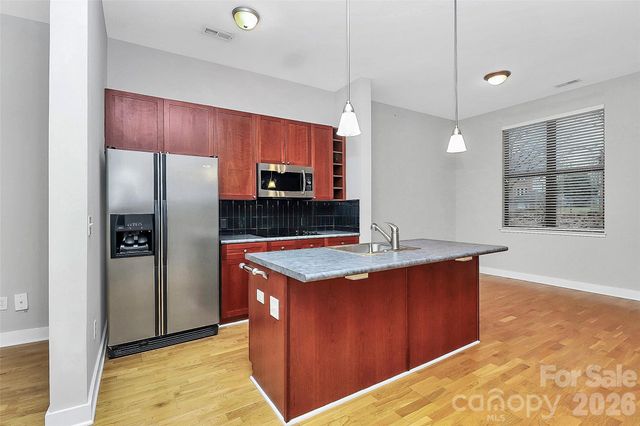 712 N Davidson Street, Charlotte, NC 28202