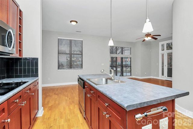 712 N Davidson Street, Charlotte, NC 28202