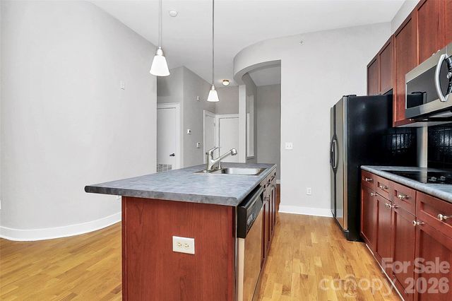 712 N Davidson Street, Charlotte, NC 28202