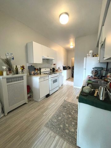1101 W PRATT Boulevard 3E, Chicago, IL 60626