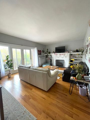1101 W PRATT Boulevard 3E, Chicago, IL 60626