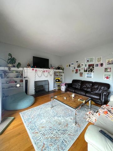 1101 W PRATT Boulevard 3E, Chicago, IL 60626