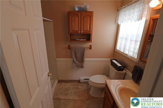 1734 Hamilton Avenue, Salisbury Twp, PA 18015