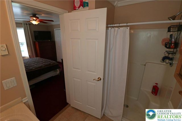 1734 Hamilton Avenue, Salisbury Twp, PA 18015