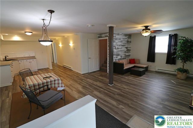 1734 Hamilton Avenue, Salisbury Twp, PA 18015