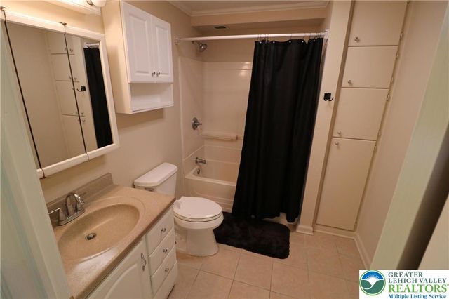 1734 Hamilton Avenue, Salisbury Twp, PA 18015