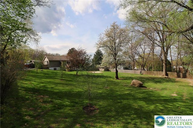 1734 Hamilton Avenue, Salisbury Twp, PA 18015