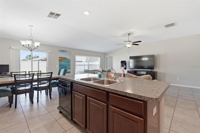 16902 PEACEFUL VALLEY DRIVE, Wimauma, FL 33598