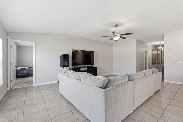 16902 PEACEFUL VALLEY DRIVE, Wimauma, FL 33598