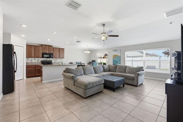 16902 PEACEFUL VALLEY DRIVE, Wimauma, FL 33598