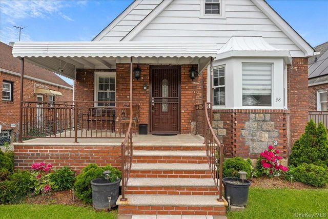 98 Sussex Road, Elmont, NY 11003