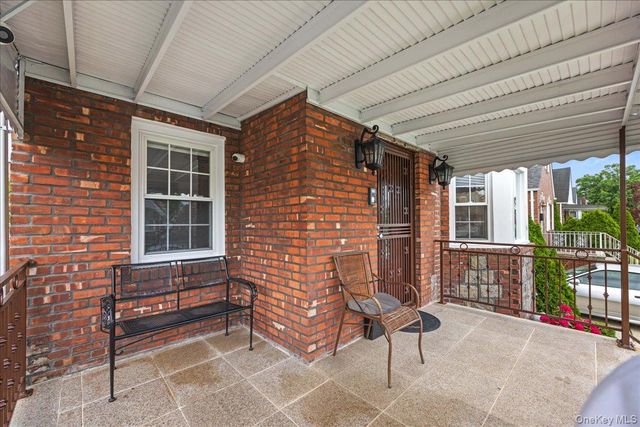 98 Sussex Road, Elmont, NY 11003