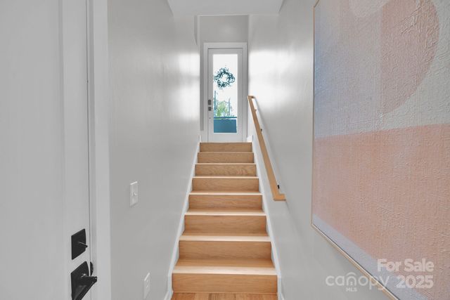 2709 Shenandoah Avenue, Charlotte, NC 28205