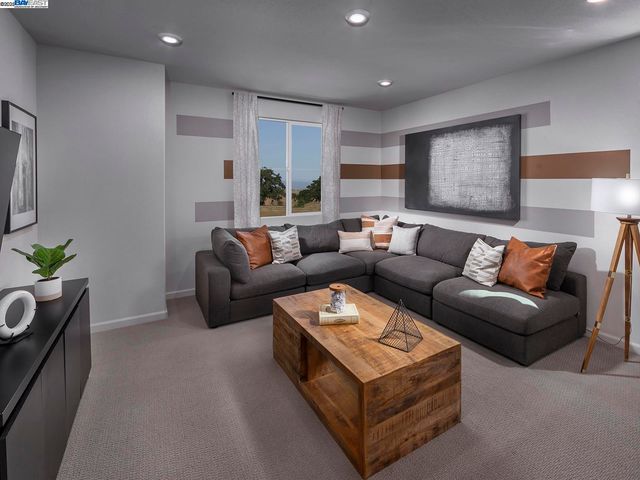 5244 Kestrel Street, Antioch, CA 94531