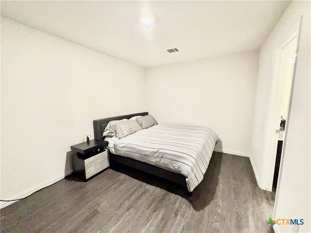 1411 N 10th Street, Killeen, TX 76541