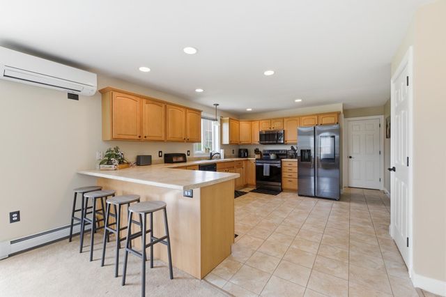 15 Baer Road, Rollinsford, NH 03869
