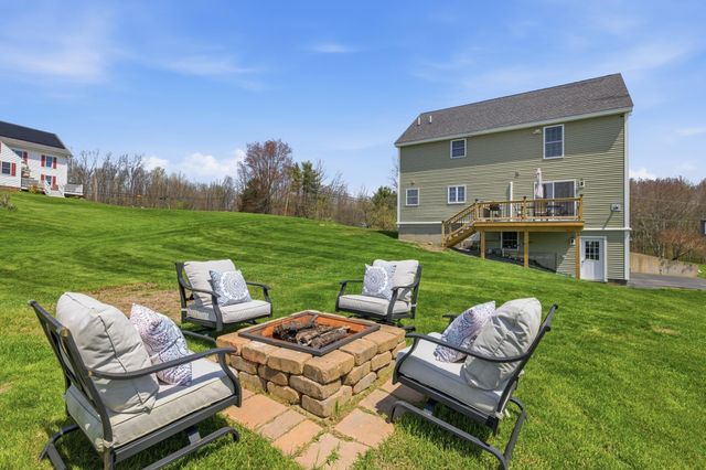 15 Baer Road, Rollinsford, NH 03869