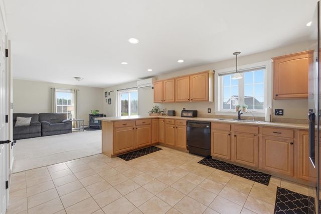 15 Baer Road, Rollinsford, NH 03869
