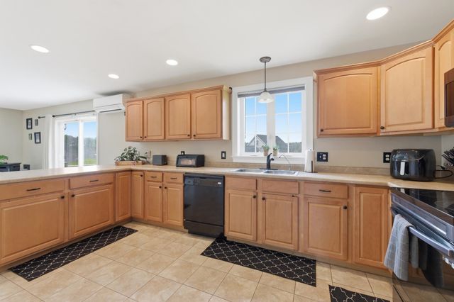 15 Baer Road, Rollinsford, NH 03869
