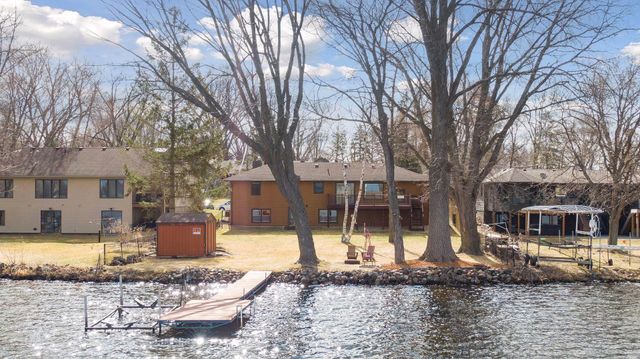 1545 Peltier Lake Drive, Hugo, MN 55038