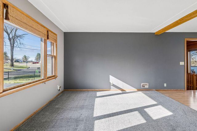 1545 Peltier Lake Drive, Hugo, MN 55038