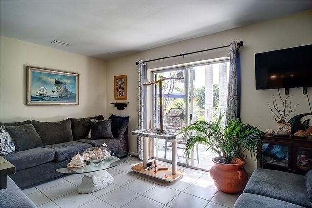 3860 NE 23rd Avenue, Lighthouse Point, FL 33064