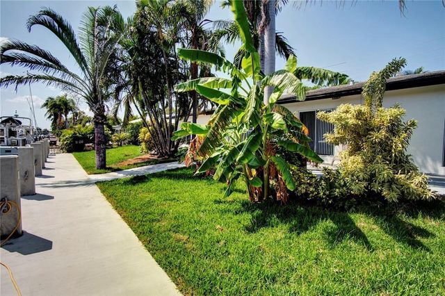 3860 NE 23rd Avenue, Lighthouse Point, FL 33064