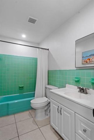 3860 NE 23rd Avenue, Lighthouse Point, FL 33064