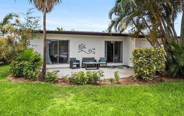 3860 NE 23rd Avenue, Lighthouse Point, FL 33064
