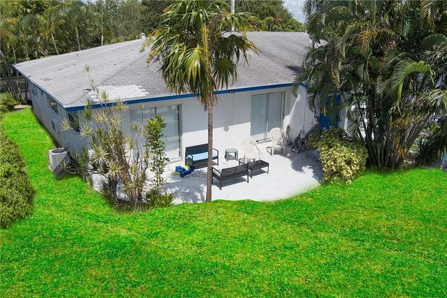 3860 NE 23rd Avenue, Lighthouse Point, FL 33064