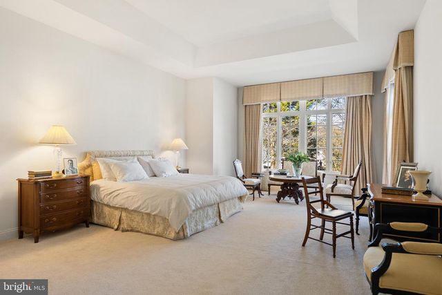 7440 OLD MAPLE SQ, Mclean, VA 22102