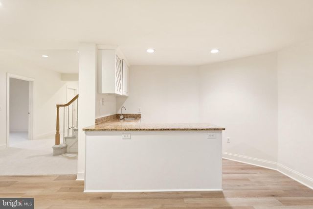 7440 OLD MAPLE SQ, Mclean, VA 22102