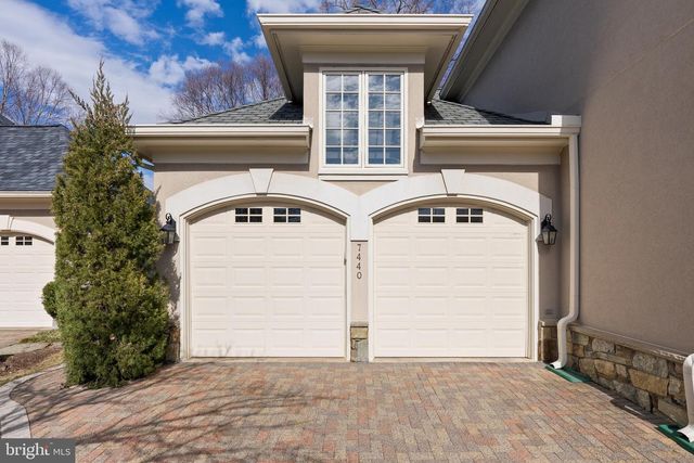 7440 OLD MAPLE SQ, Mclean, VA 22102