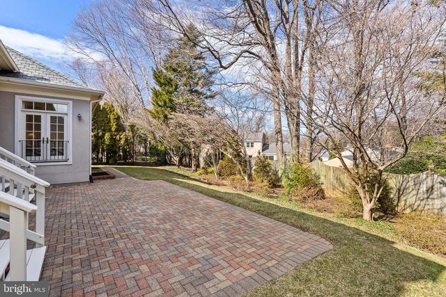 7440 OLD MAPLE SQ, Mclean, VA 22102