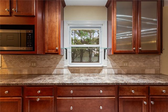 202 Keowee Trail, Seneca, SC 29672