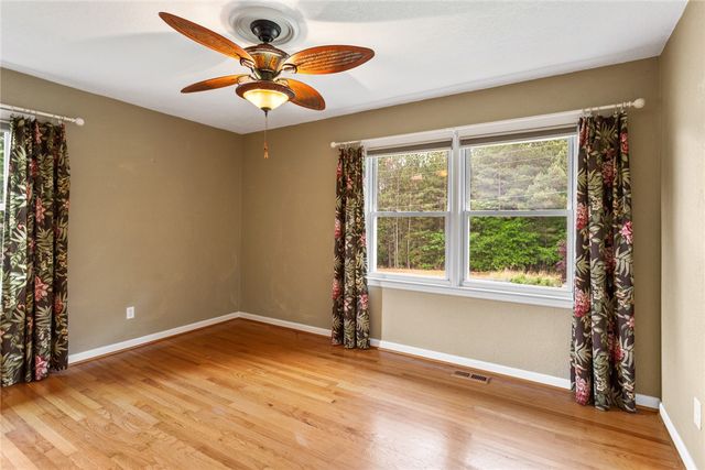 202 Keowee Trail, Seneca, SC 29672
