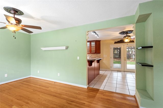 202 Keowee Trail, Seneca, SC 29672
