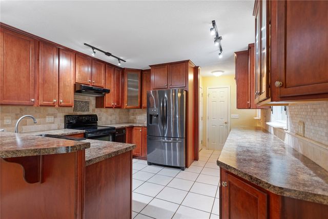 202 Keowee Trail, Seneca, SC 29672