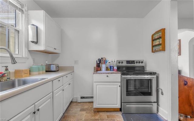 240 Sandpiper DR, Portsmouth, VA 23704