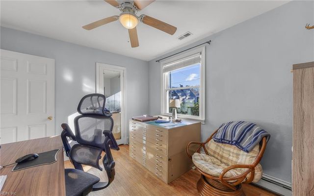 240 Sandpiper DR, Portsmouth, VA 23704