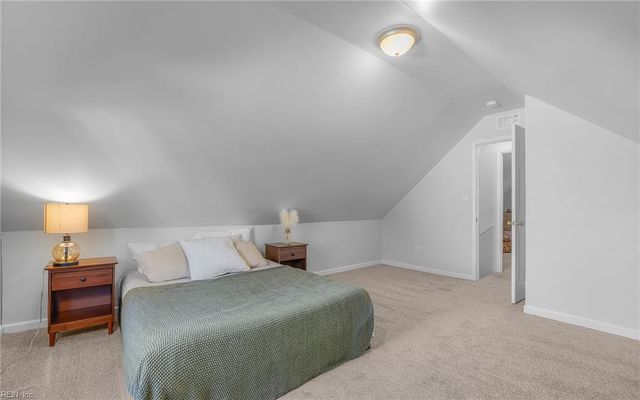 240 Sandpiper DR, Portsmouth, VA 23704