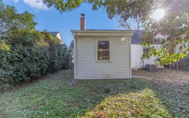 240 Sandpiper DR, Portsmouth, VA 23704