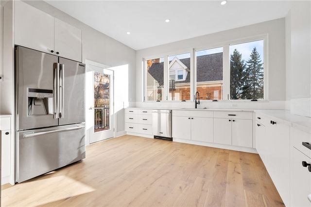 525 Grandview Ave, Mt Washington, PA 15211