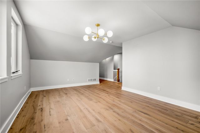 525 Grandview Ave, Mt Washington, PA 15211