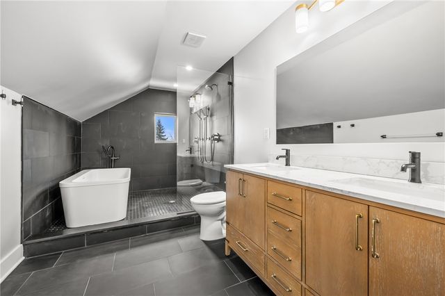 525 Grandview Ave, Mt Washington, PA 15211