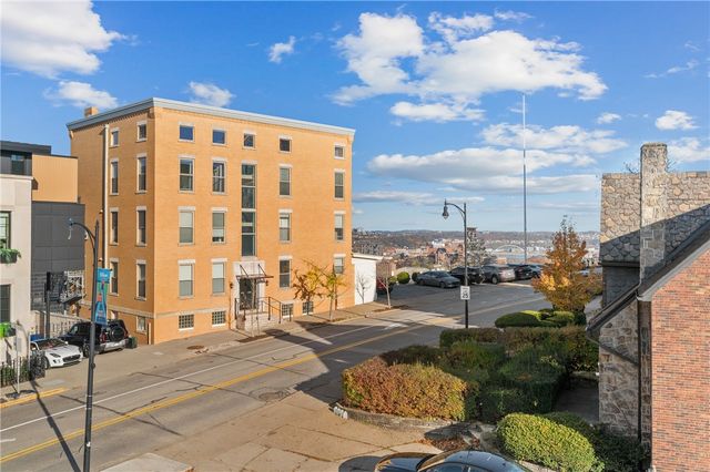 525 Grandview Ave, Mt Washington, PA 15211