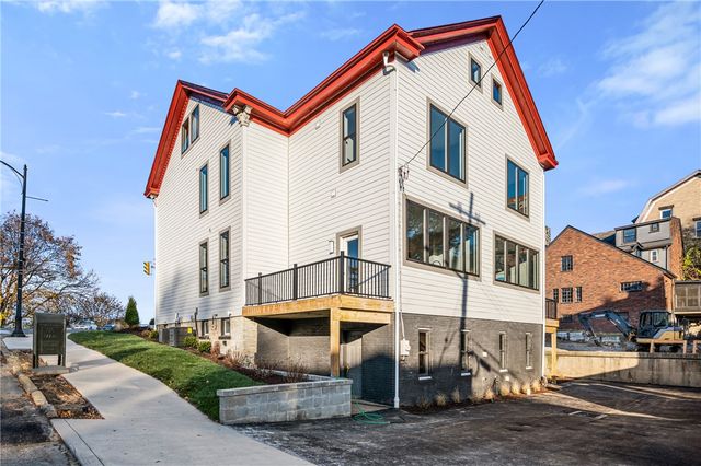 525 Grandview Ave, Mt Washington, PA 15211