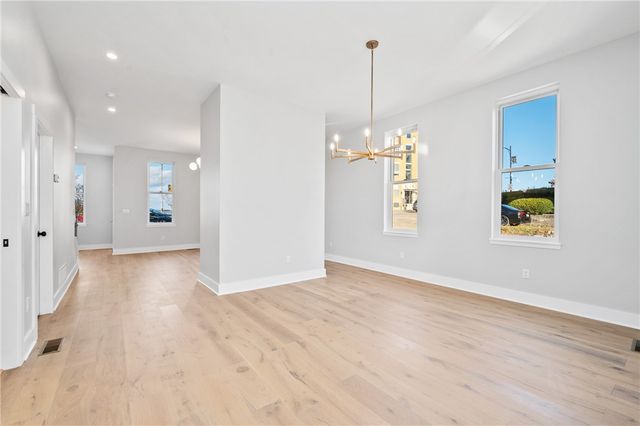 525 Grandview Ave, Mt Washington, PA 15211