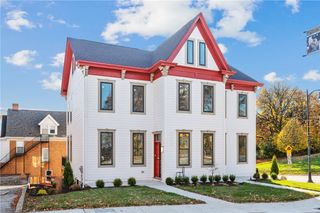 525 Grandview Ave, Mt Washington, PA 15211