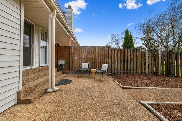 102 Foxborough Sq, W, Brentwood, TN 37027